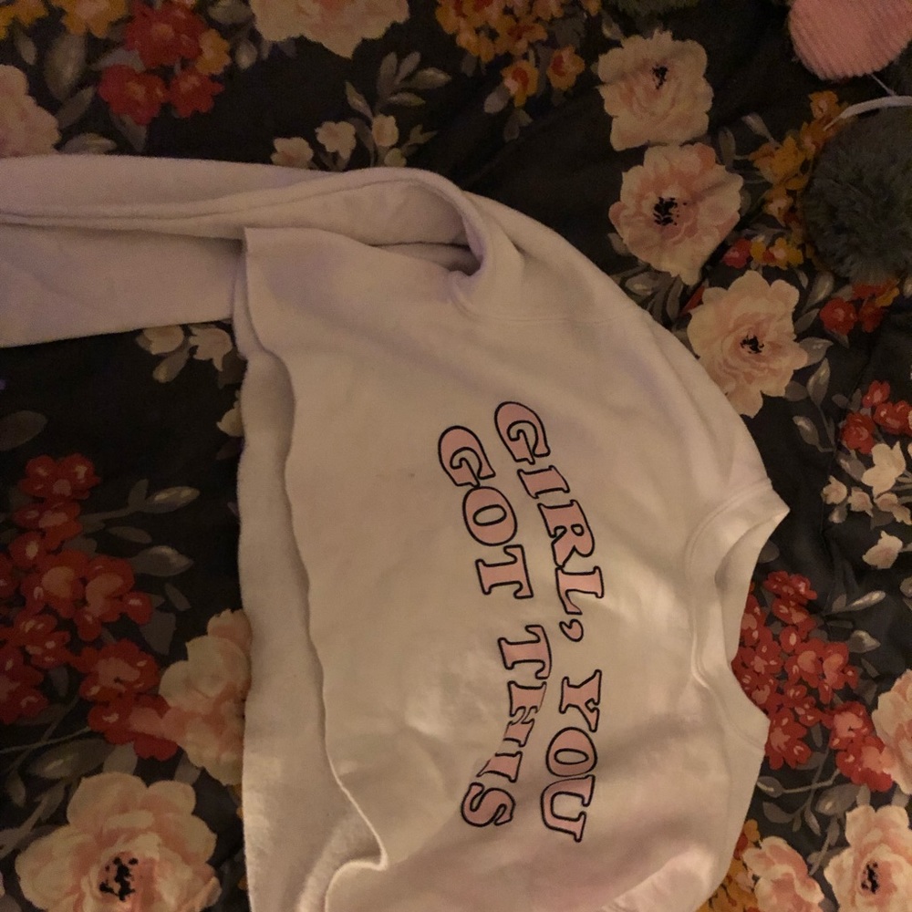 Pretty little thing cropped sweatshirt